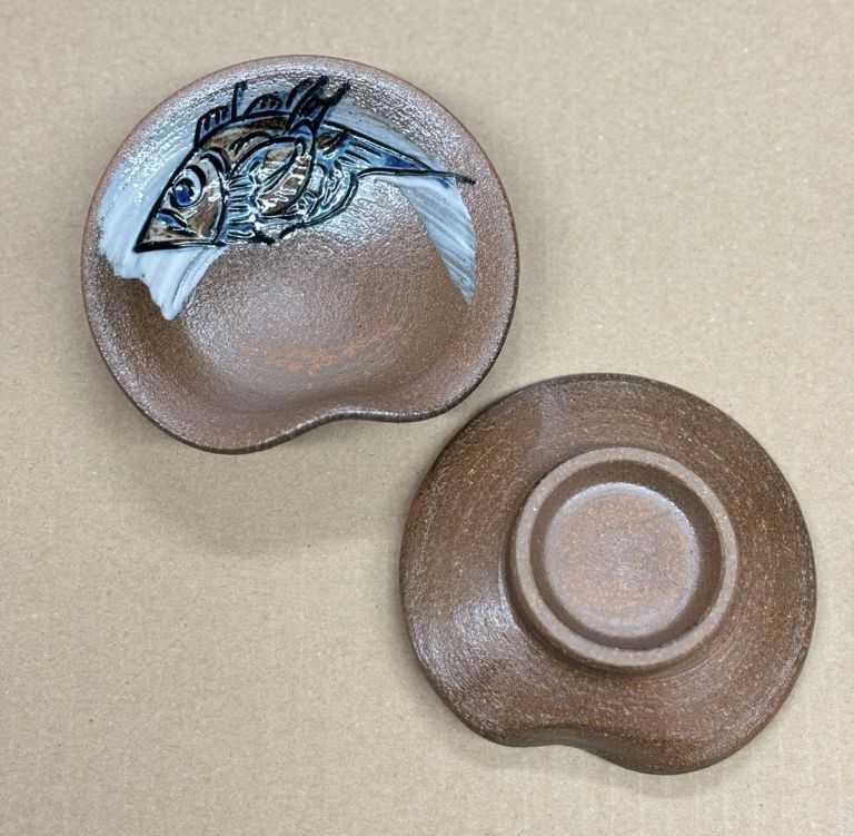 【琉球やちむん】魚紋のまめ皿